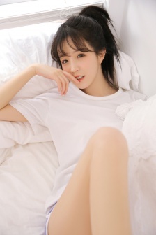 啊学长我们换个地方坐小作文